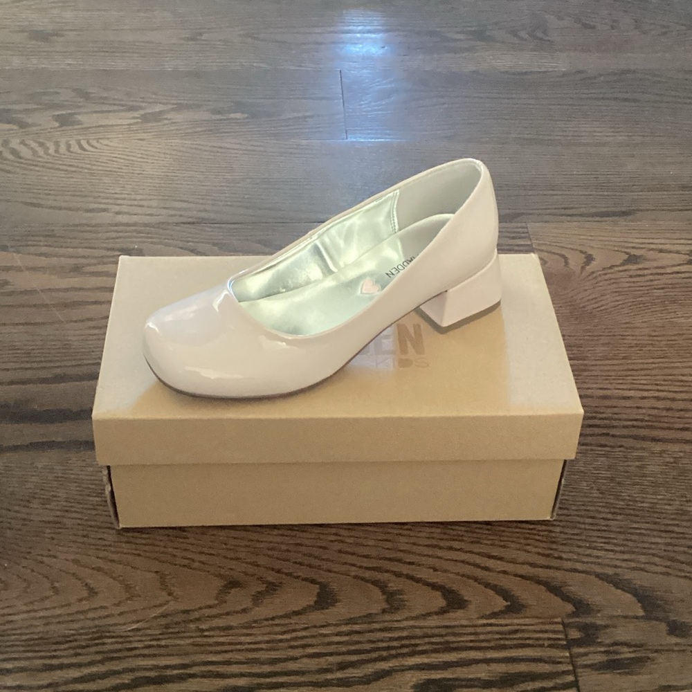 Steve Madden White Block Heel Flats